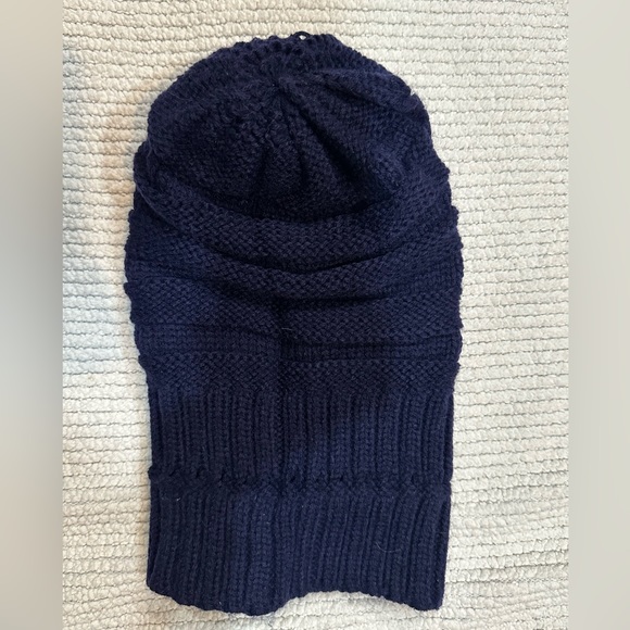 C.C Navy Unisex Chunky Soft Stretch Cable Knit Winter Hat with Faux Fur PomPom - Picture 5 of 6